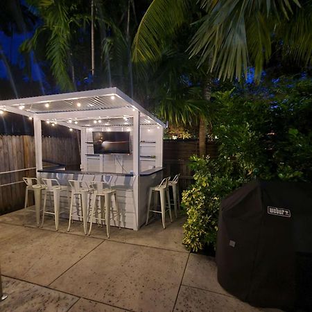 Duval Street Suite W Parking And Pool Key West Eksteriør bilde